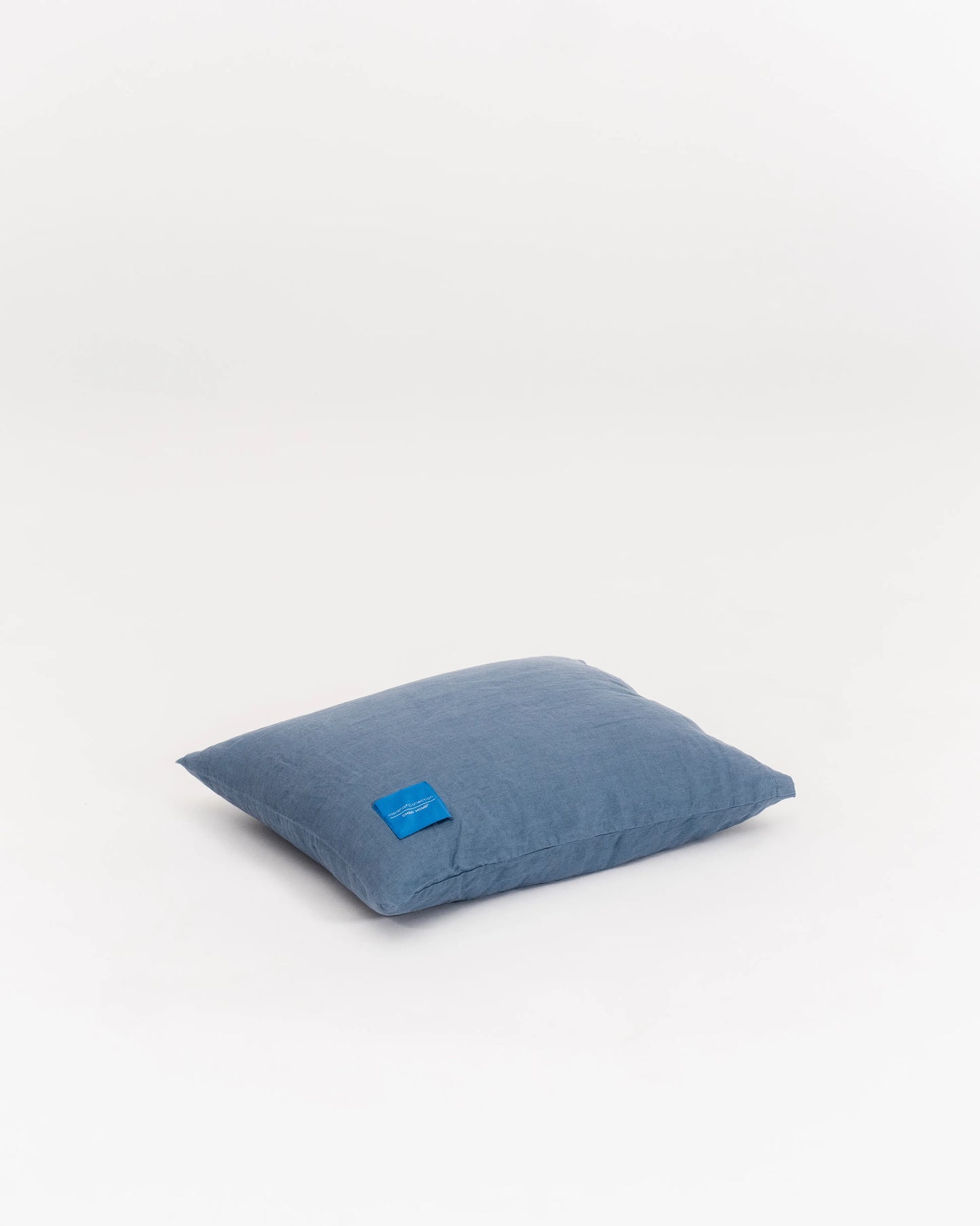 blaa-linnesangklader-produktbild-chimi-home-örngott-logga-japandi-collection