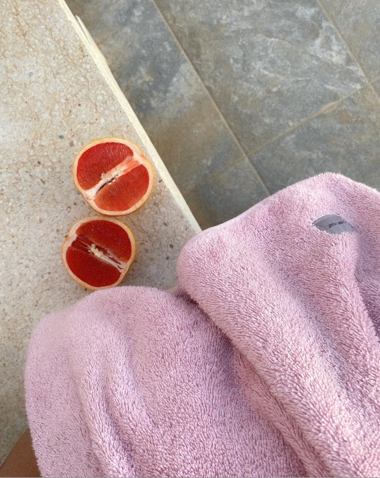 rosa-handduksset-produktbild-chimi-home-frotté-utomhus-signature-collection