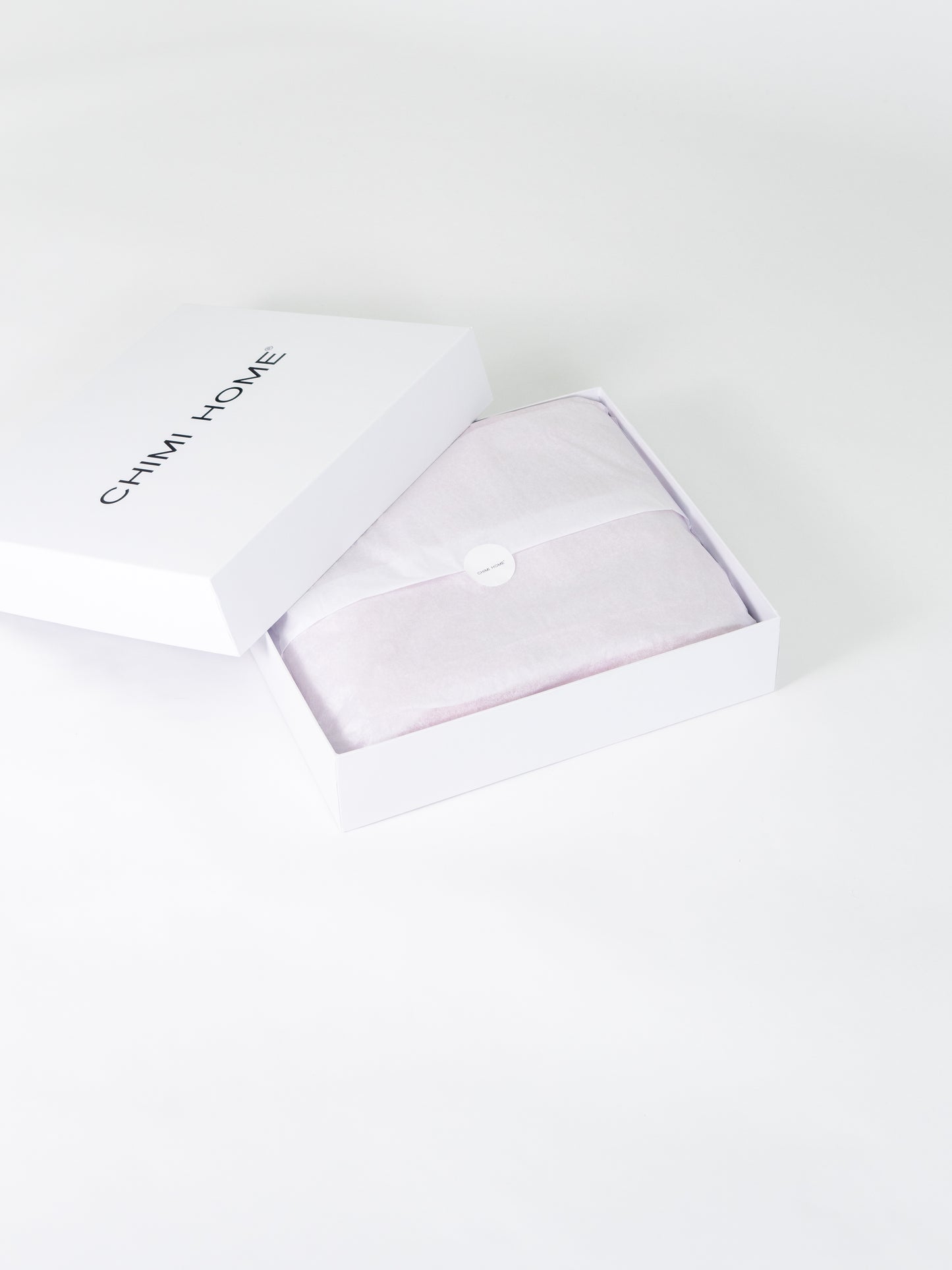 vitt-handduksset-produktbild-chimi-home-frotté-giftbox-signature-collection