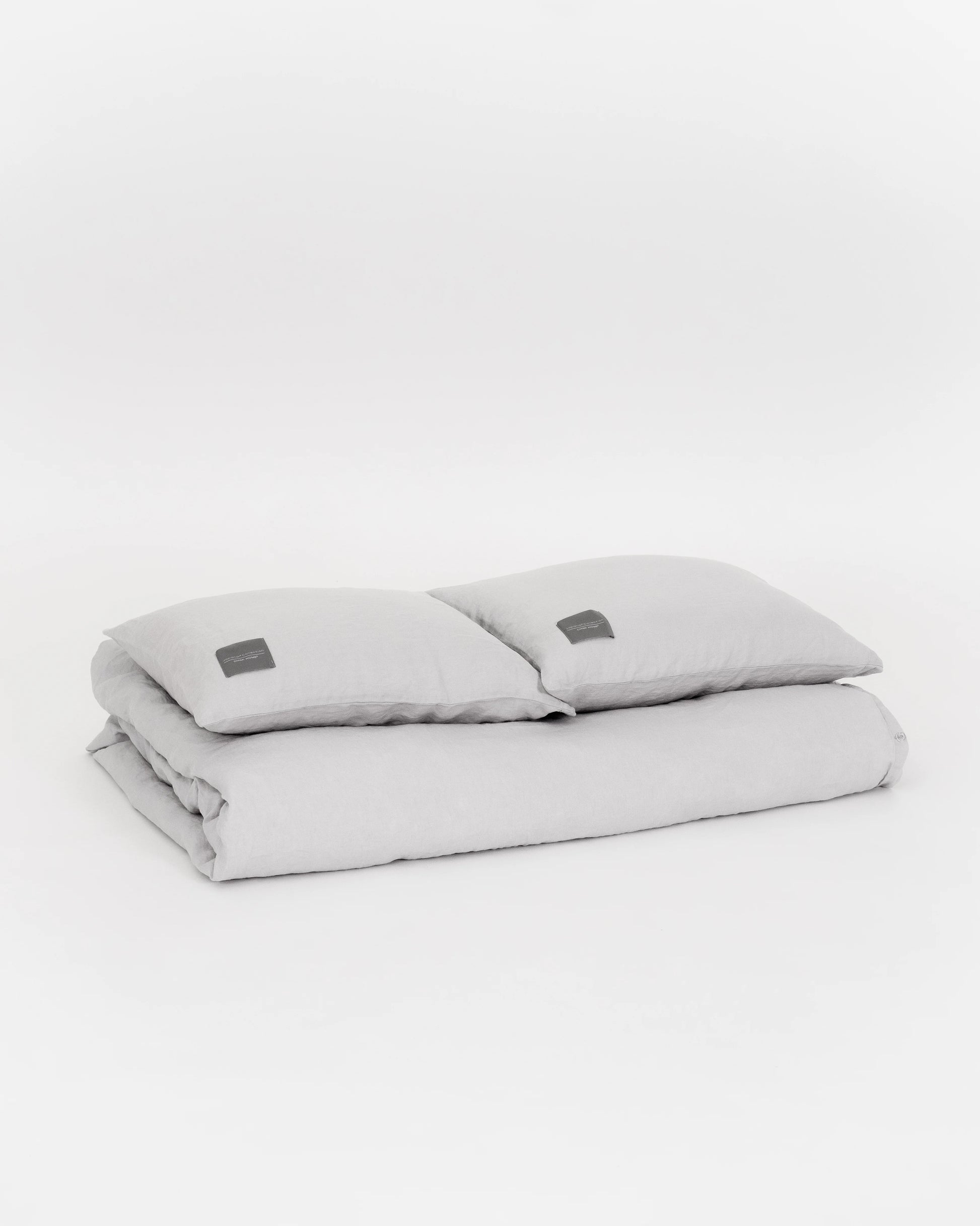 Gråa-linnesängkläder-produktbild-chimi-home-örngott-Japandi-Collection