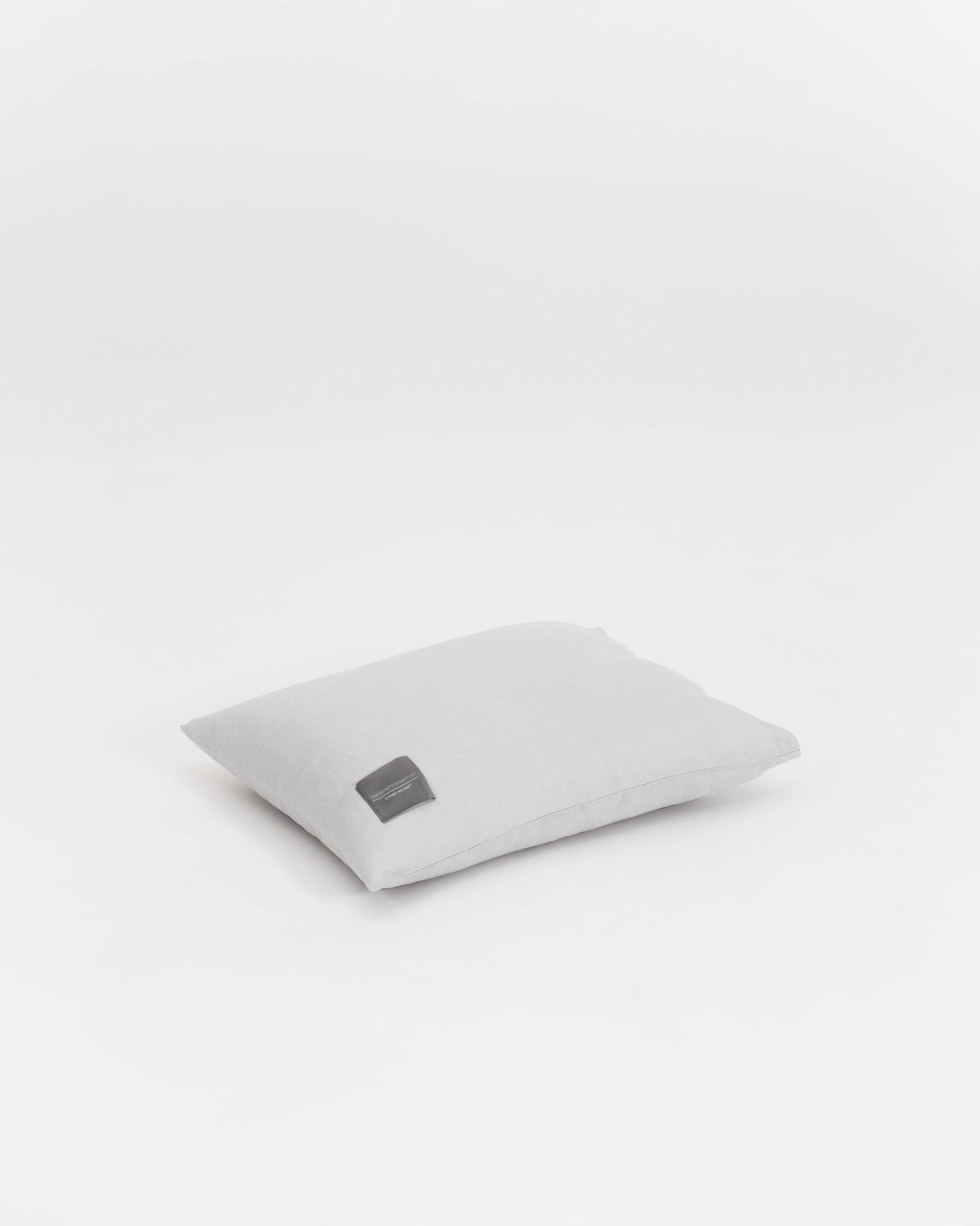 Gråa-linnesängkläder-produktbild-chimi-home-örngott-Japandi-Collection