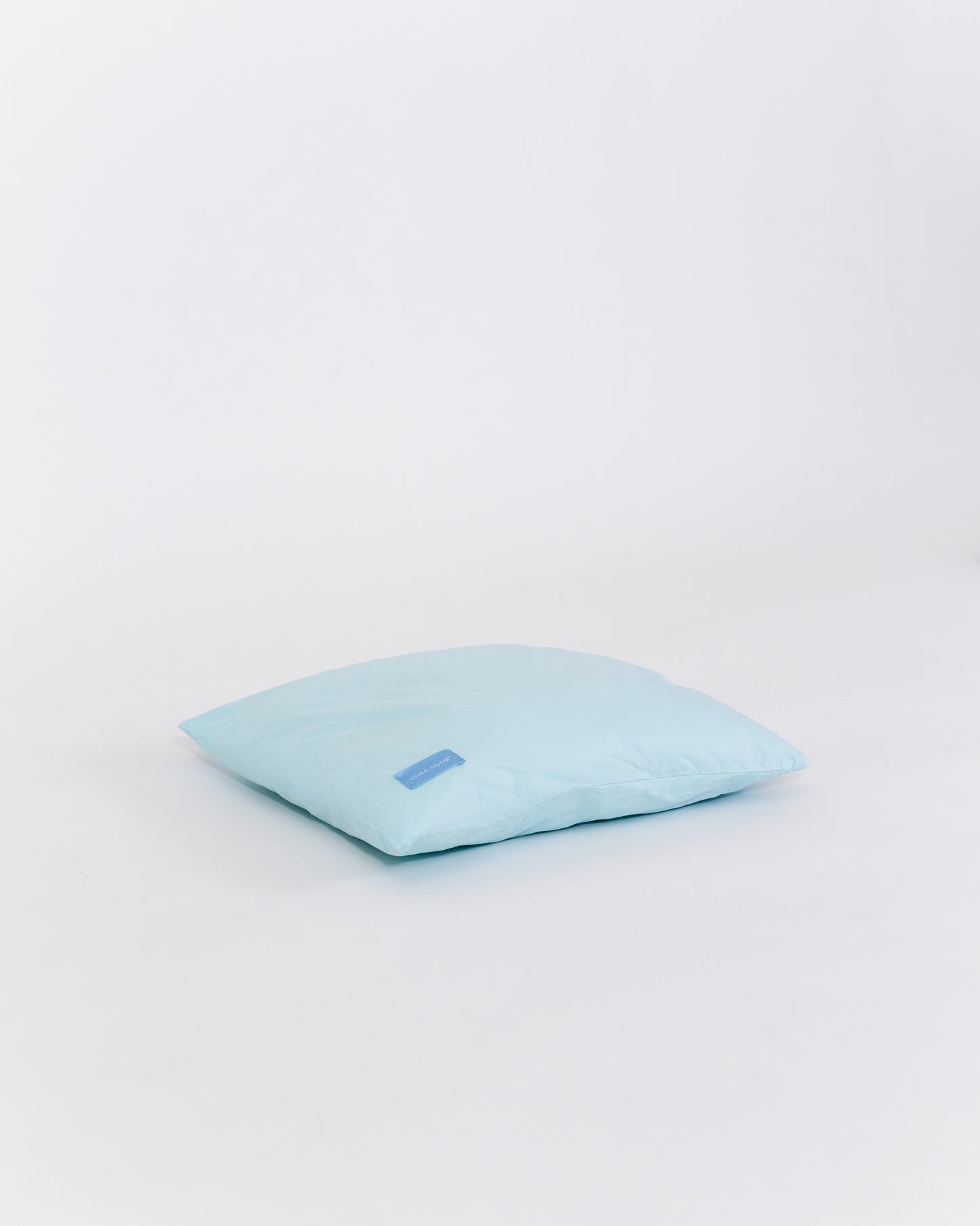 blåa-sängkläder-produktbild-chimi-home-örngott-rainbow-collection